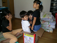 肭DƂƂŃr[YR[X^[̂AF̔CɓĊߋɂđ͂ႬŗV񂾂.